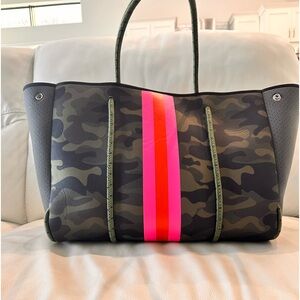 Haute Shore tote. Excellent condition